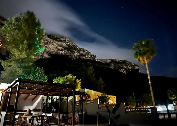 House With Swimming Pool And Amazing Sea And Mountain Views In Montgo, Tatil Evi *