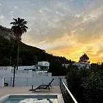 House With Swimming Pool And Amazing Sea And Mountain Views In Montgo, Dom wakacyjny Denia