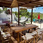 House With Swimming Pool And Amazing Sea And Mountain Views In Montgo, Dom wakacyjny *