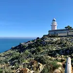 Dom wakacyjny House With Swimming Pool And Amazing Sea And Mountain Views In Montgo, Denia