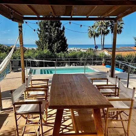 House With Swimming Pool And Amazing Sea And Mountain Views In Montgo, Дения