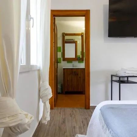 Hébergement de vacances House With Swimming Pool And Amazing Sea And Mountain Views In Montgo, *