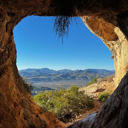 House With Swimming Pool And Amazing Sea And Mountain Views In Montgo, دينايا