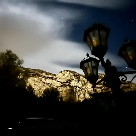 House With Swimming Pool And Amazing Sea And Mountain Views In Montgo,