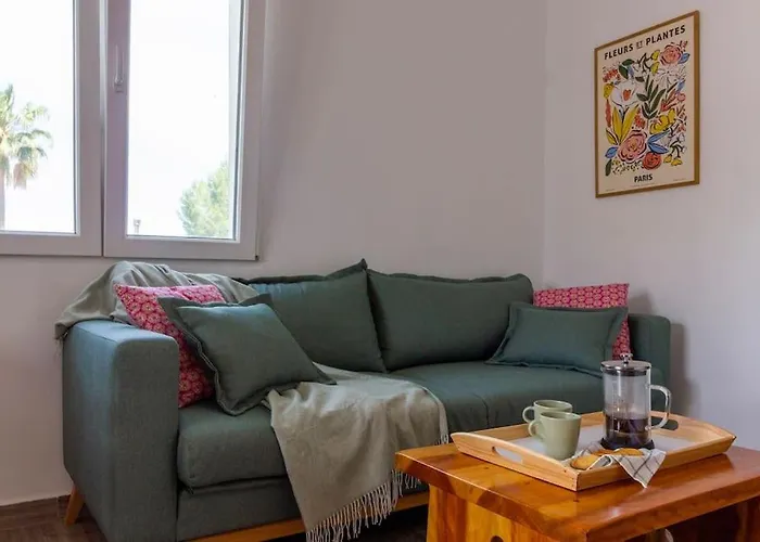 House With Swimming Pool And Amazing Sea And Mountain Views In Montgo, 別荘 デニア