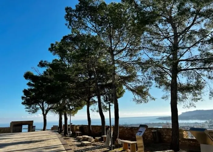 House With Swimming Pool And Amazing Sea And Mountain Views In Montgo, 別荘 *