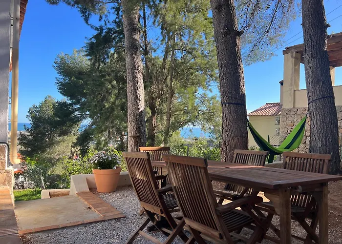 House With Swimming Pool And Amazing Sea And Mountain Views In Montgo, 別荘